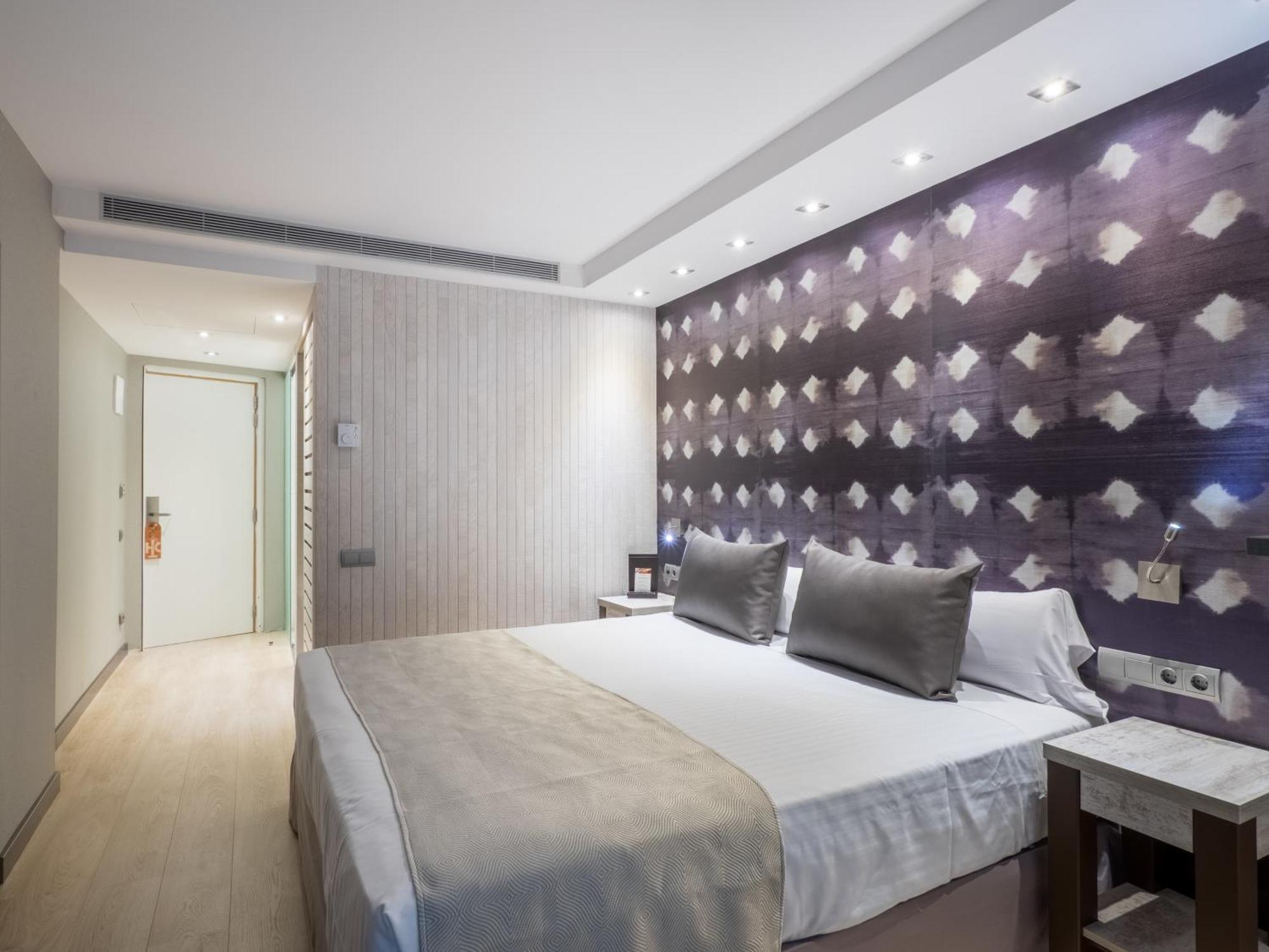 Premium Family Room
