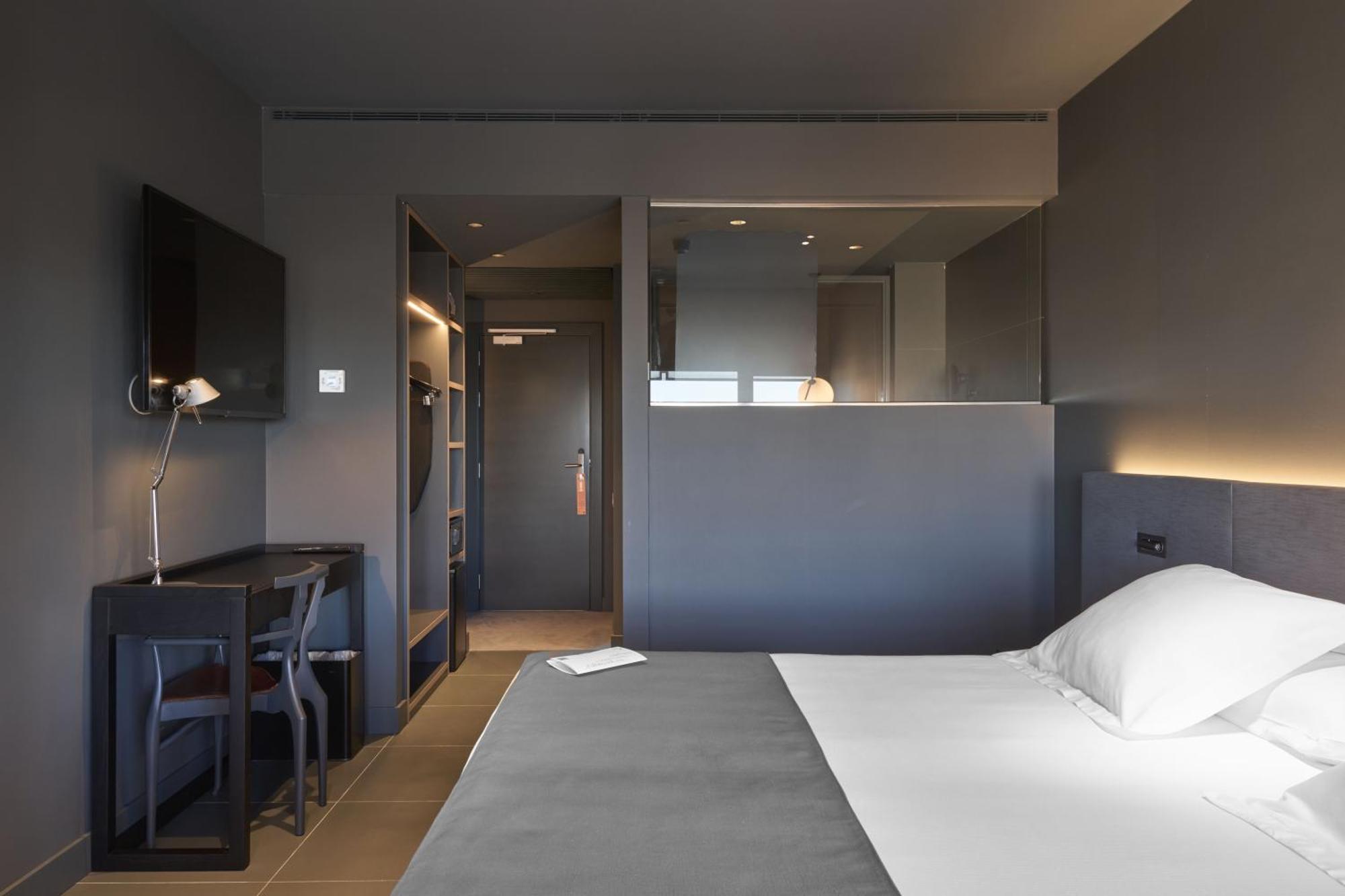 Double or Twin Room City View